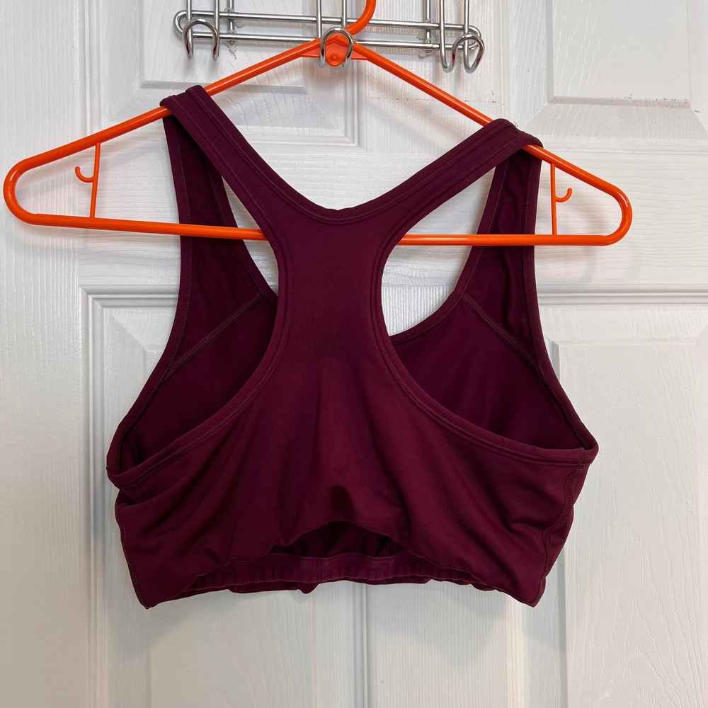 PINK Victoria's Secret Ultimate Sports Bra - Picture 2 of 5